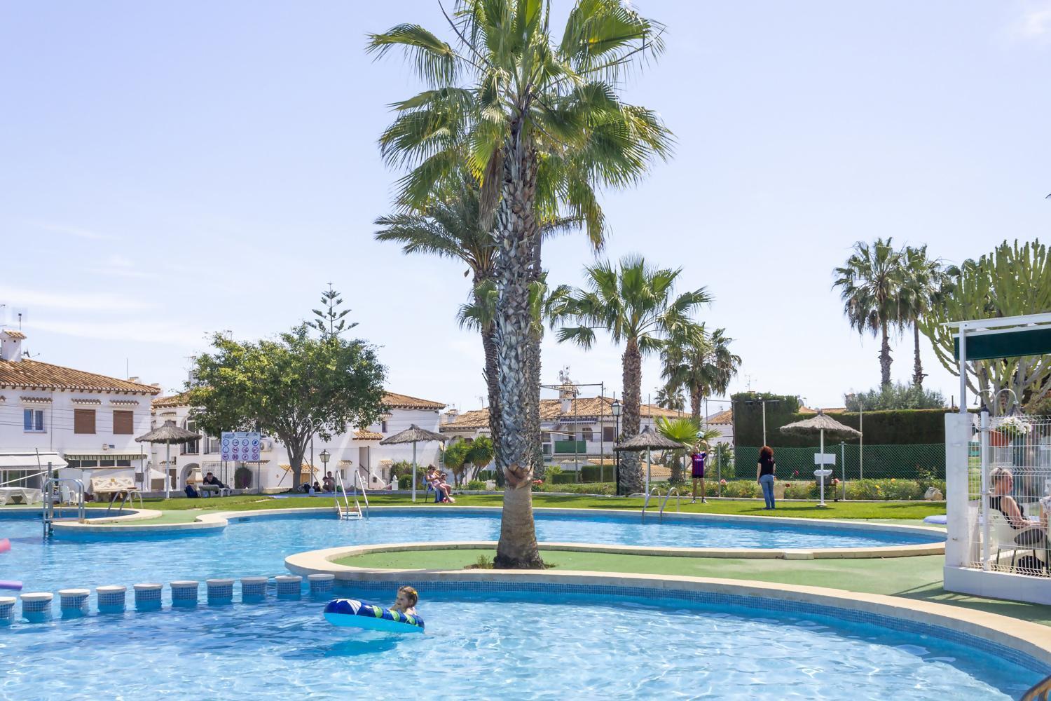 Bungalow Pink Palm Beach تورّيفيِخا المظهر الخارجي الصورة